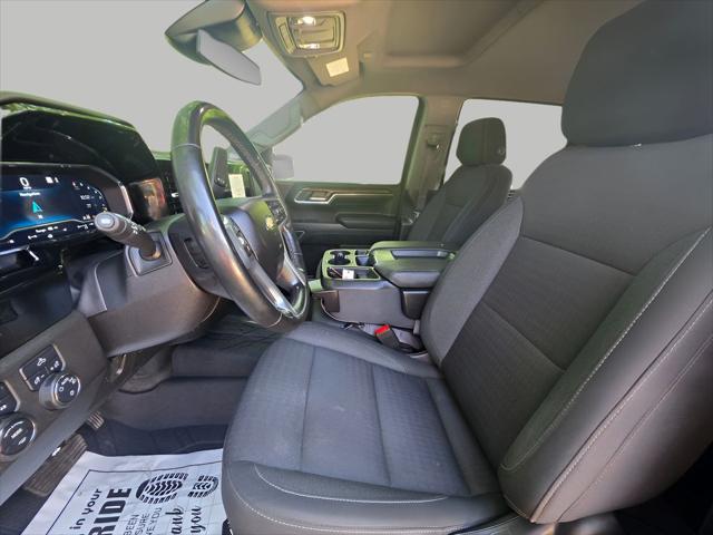 2023 Chevrolet Silverado 1500 4WD Crew Cab Standard Bed LT