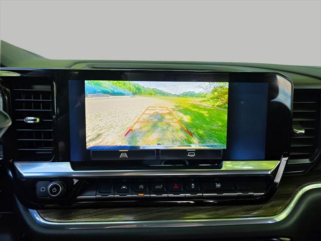 2023 Chevrolet Silverado 1500 4WD Crew Cab Standard Bed LT