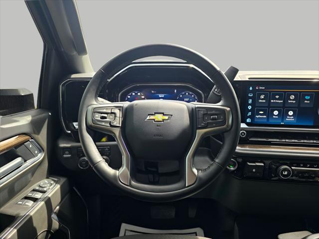 2025 Chevrolet Silverado 2500HD 4WD Crew Cab Standard Bed LT