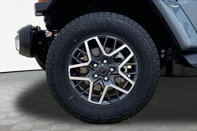 2026 Jeep Wrangler 4-Door Sahara 4x4
