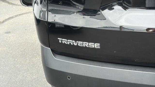 2023 Chevrolet Traverse FWD LT Cloth