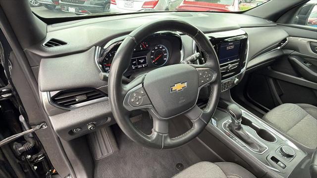 2023 Chevrolet Traverse FWD LT Cloth