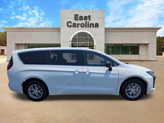 2027 Chrysler Pacifica PACIFICA SELECT