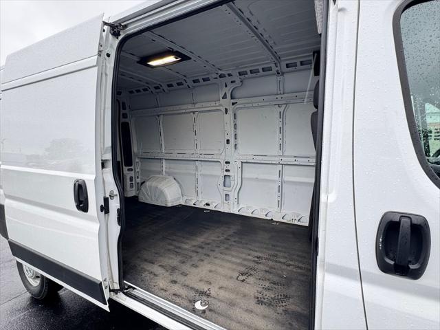 2024 Ram ProMaster 2500 Cargo Van Tradesman High Roof 159" WB w/Pass Seat