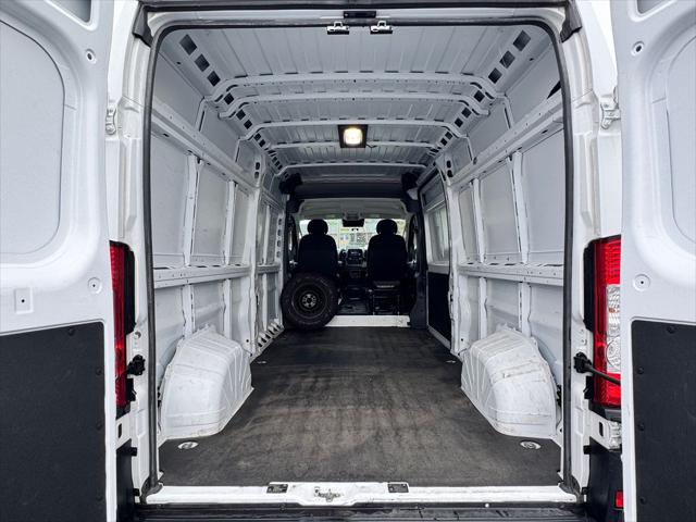 2024 Ram ProMaster 2500 Cargo Van Tradesman High Roof 159" WB w/Pass Seat