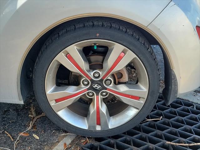 2012 Hyundai Veloster Base w/Gray