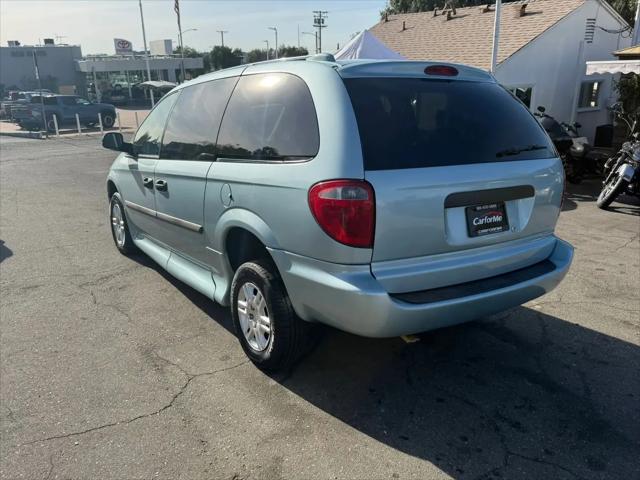 2005 Dodge Grand Caravan SE