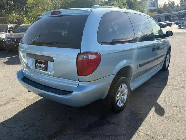2005 Dodge Grand Caravan SE