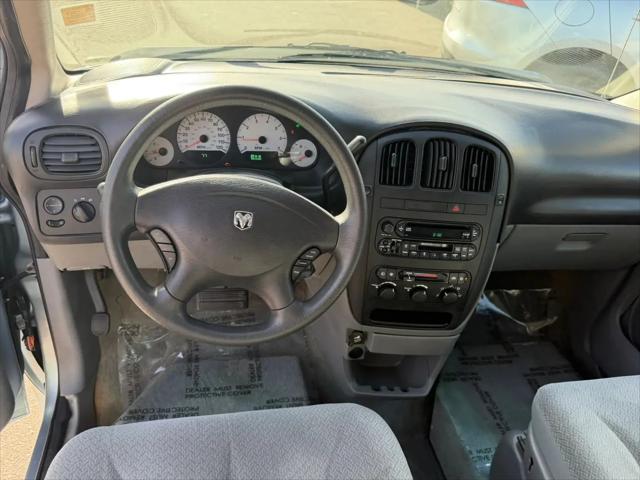 2005 Dodge Grand Caravan SE