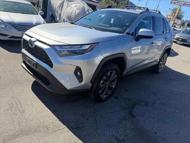 2022 Toyota RAV4 Hybrid XLE Premium