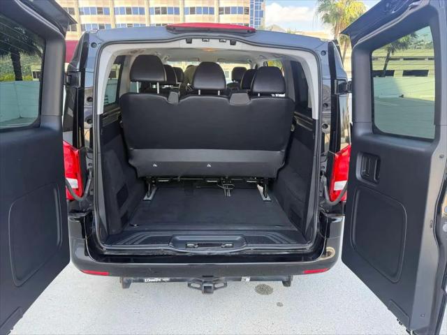 2017 Mercedes-Benz Metris Standard