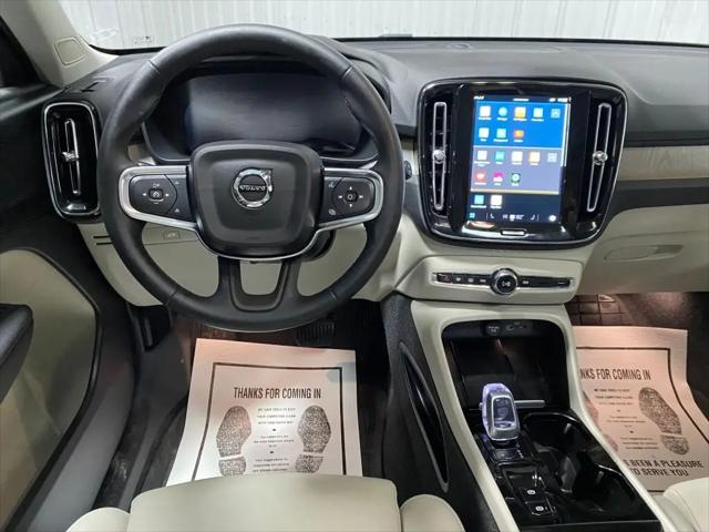 2024 Volvo XC40 B5 Plus Bright Theme