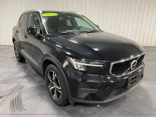 2023 Volvo XC40 B5 Core