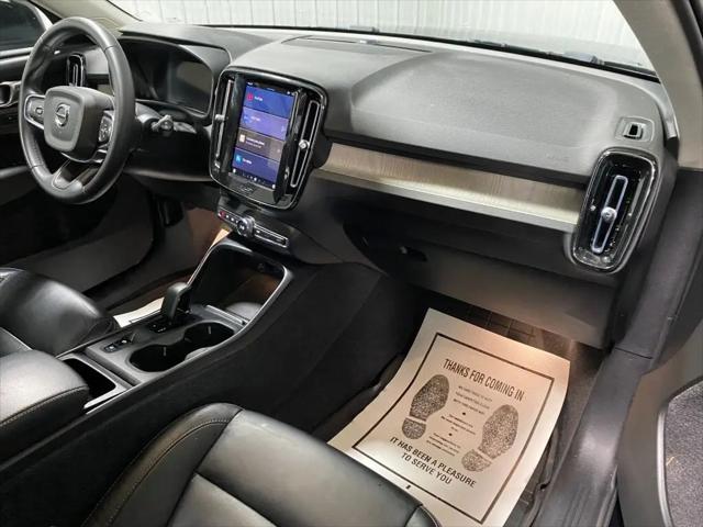 2023 Volvo XC40 B5 Core