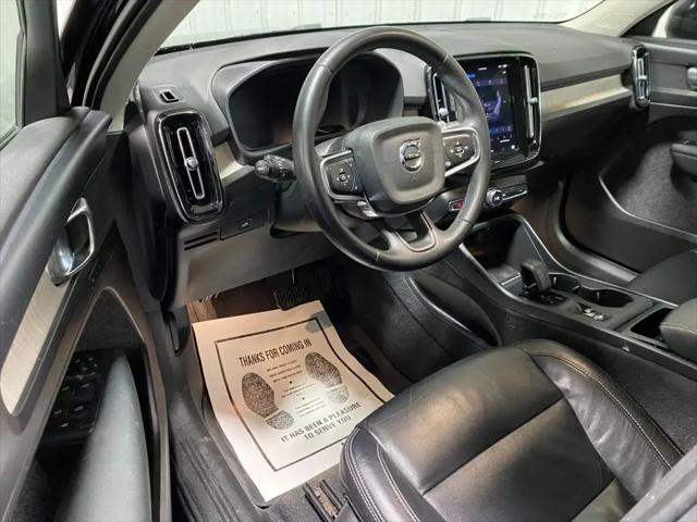 2023 Volvo XC40 B5 Core