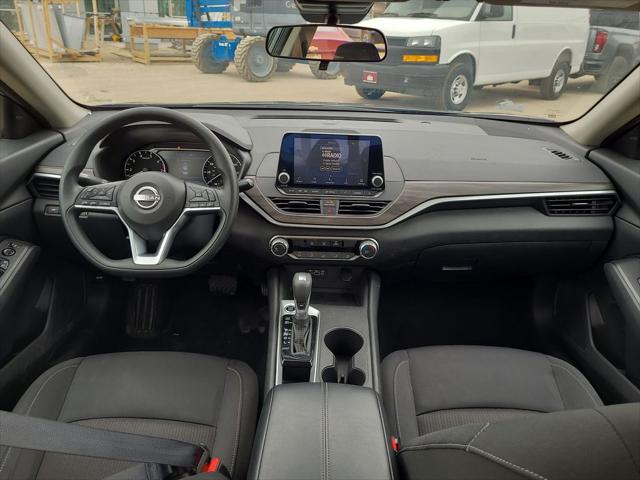 2025 Nissan Altima SV FWD