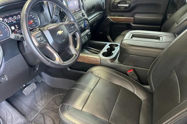 2022 Chevrolet Silverado 3500HD 4WD Crew Cab Standard Bed High Country