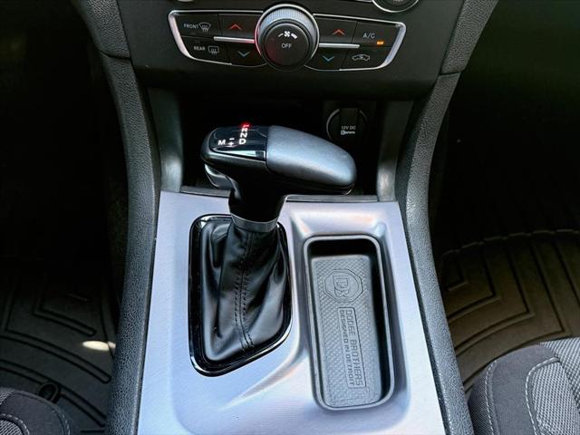2021 Dodge Charger SXT RWD