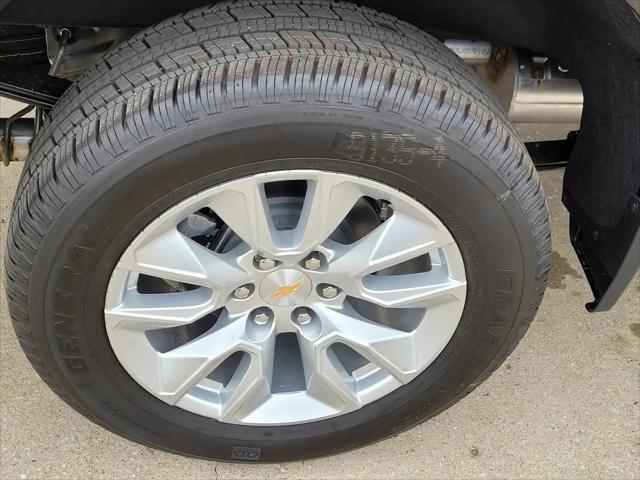 2026 Chevrolet Silverado 1500 4WD Crew Cab Short Bed Custom
