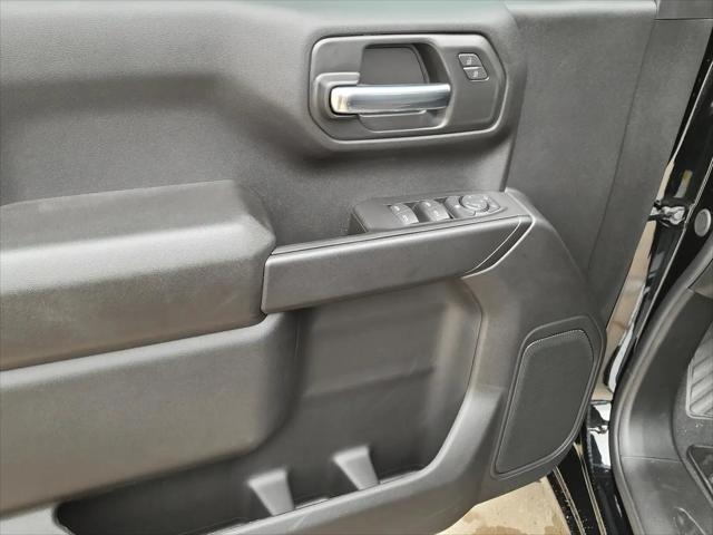 2026 Chevrolet Silverado 1500 4WD Crew Cab Short Bed Custom