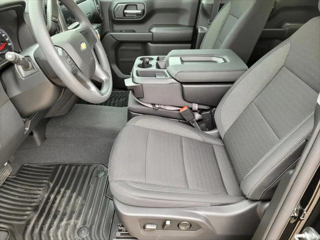 2026 Chevrolet Silverado 1500 4WD Crew Cab Short Bed Custom
