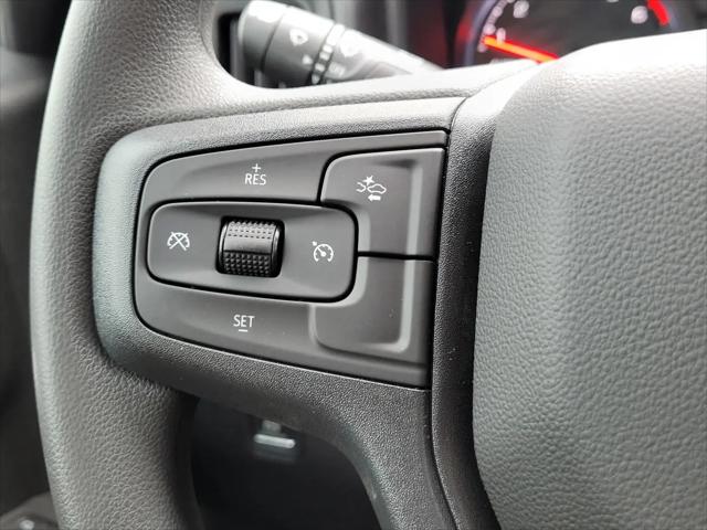 2026 Chevrolet Silverado 1500 4WD Crew Cab Short Bed Custom