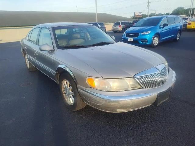2000 Lincoln Continental 4dr Sdn for sale in Merrillville, IN