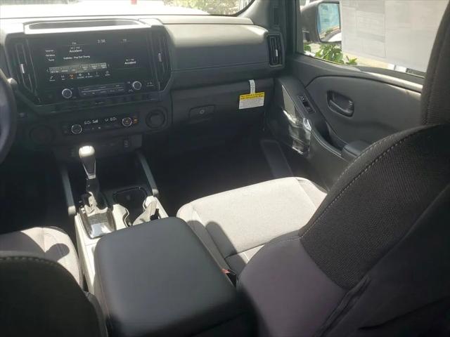 2026 Nissan Frontier Crew Cab Long Bed SV 4x2