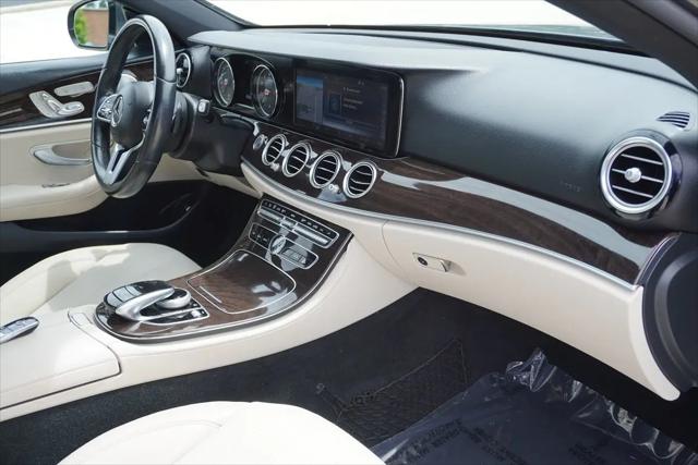 2019 Mercedes-Benz E-CLASS E 300 E 300