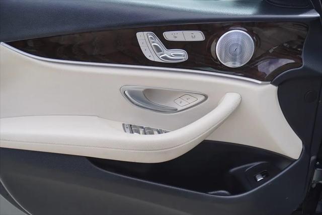 2019 Mercedes-Benz E-CLASS E 300 E 300