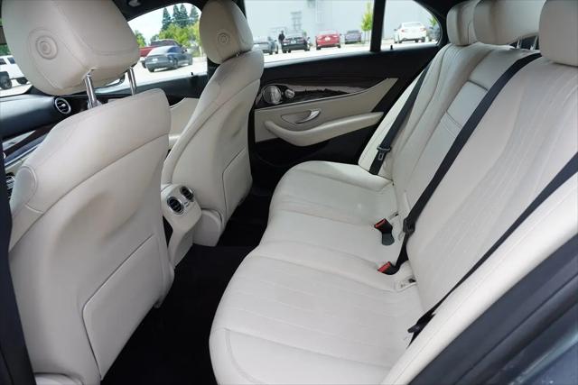 2019 Mercedes-Benz E-CLASS E 300 E 300