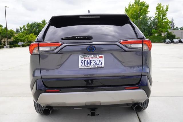 2022 Toyota RAV4 Hybrid SE