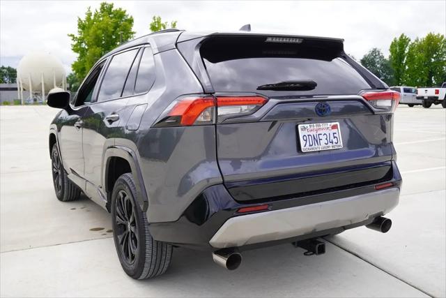2022 Toyota RAV4 Hybrid SE