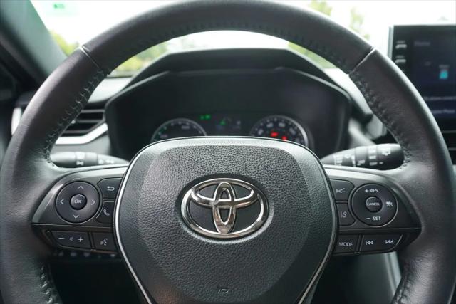 2022 Toyota RAV4 Hybrid SE
