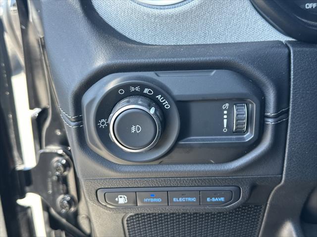 2025 Jeep Wrangler 4xe Sahara 4xe