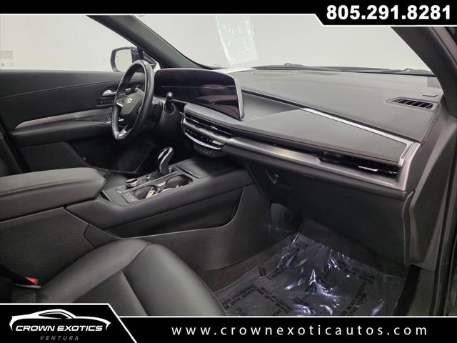2025 Cadillac XT4 FWD Premium Luxury