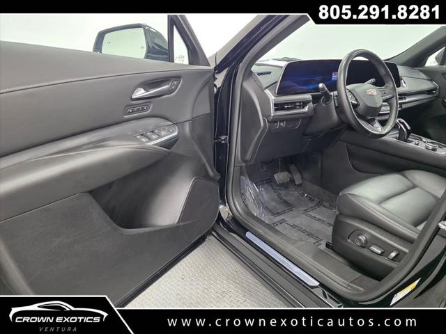 2025 Cadillac XT4 FWD Premium Luxury