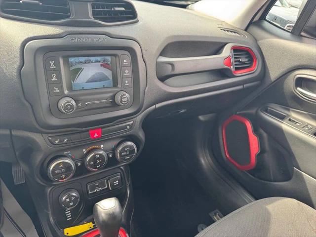 2015 Jeep Renegade Trailhawk