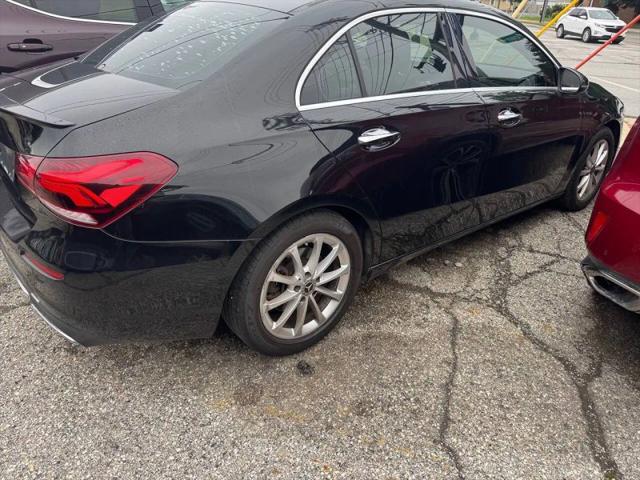 2019 Mercedes-Benz A 220 A 220
