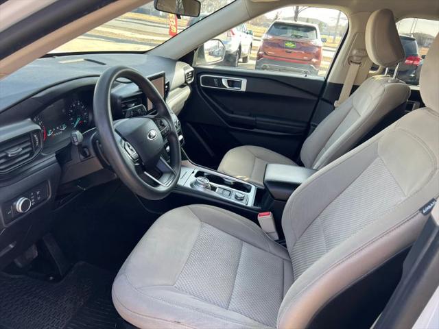 2020 Ford Explorer Base
