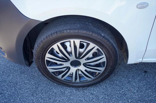 2019 Mercedes-Benz Metris Base