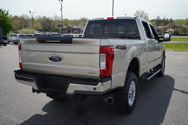 2017 Ford F-350 LARIAT