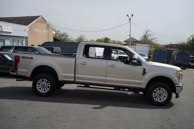 2017 Ford F-350 LARIAT
