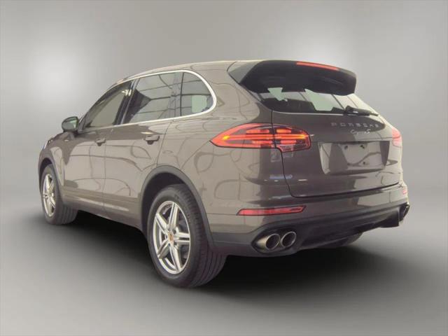 2016 Porsche Cayenne S