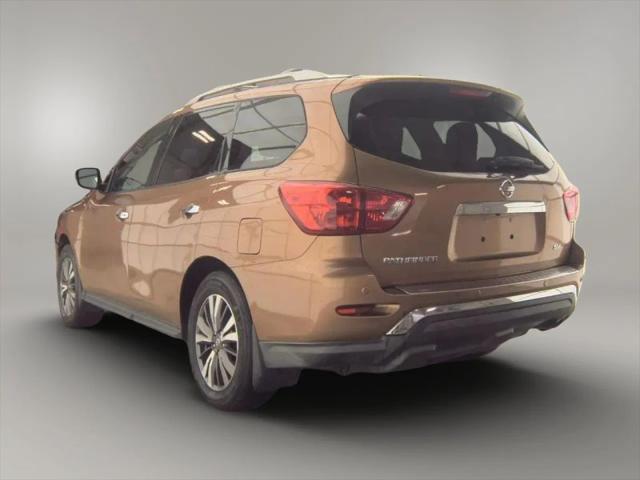 2017 Nissan Pathfinder SV
