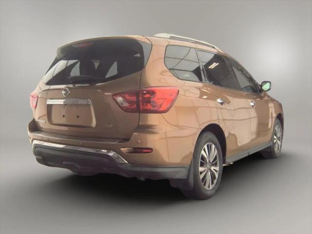 2017 Nissan Pathfinder SV