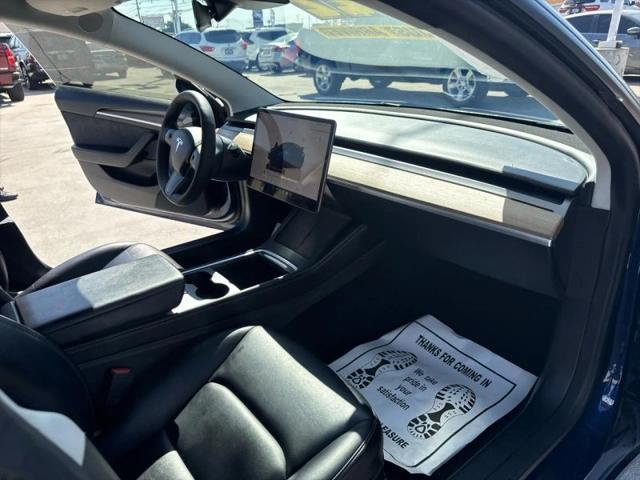 2022 Tesla Model 3 Long Range Dual Motor All-Wheel Drive