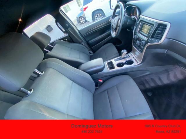 2017 Jeep Grand Cherokee Laredo 4x4