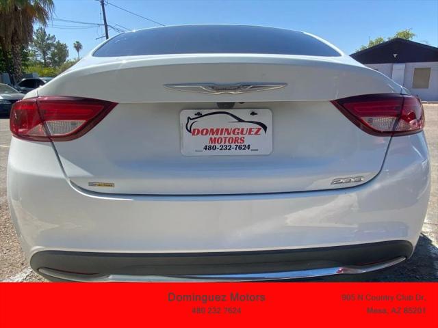2016 Chrysler 200 Limited
