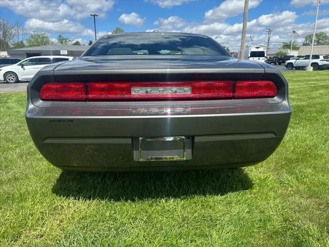 2009 Dodge Challenger SE